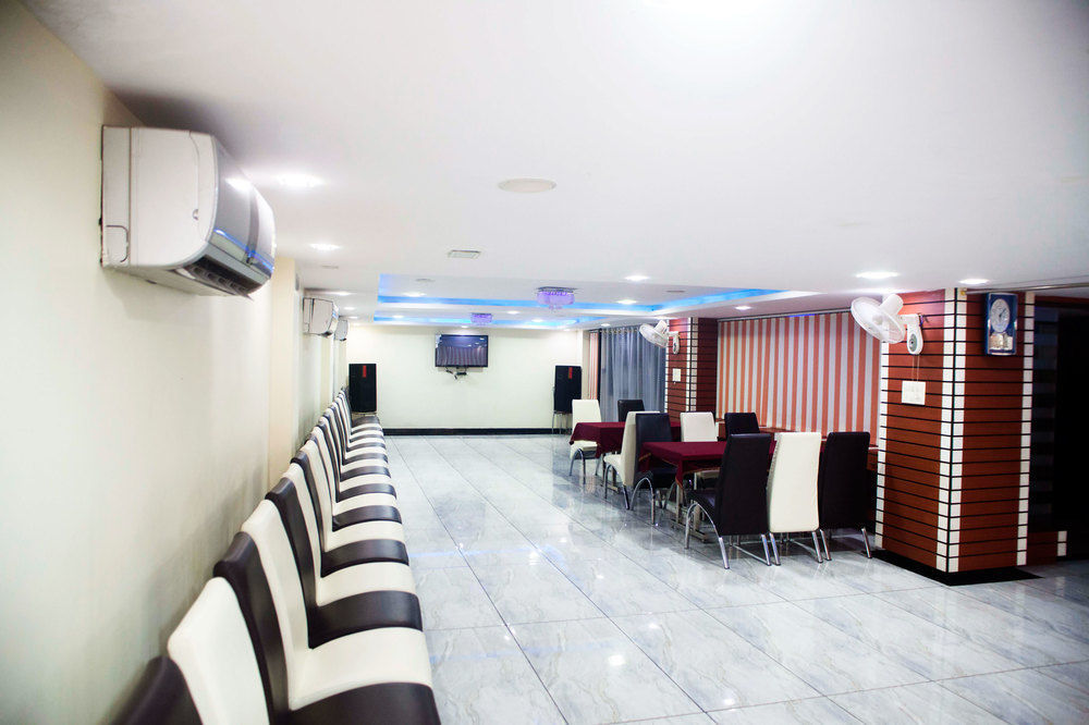 Hotel Shree Vinayak Palace Bhopal Esterno foto