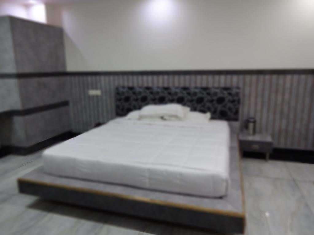 Hotel Shree Vinayak Palace Bhopal Esterno foto
