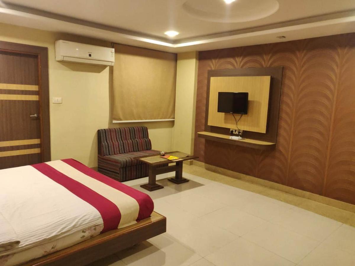 Hotel Shree Vinayak Palace Bhopal Esterno foto