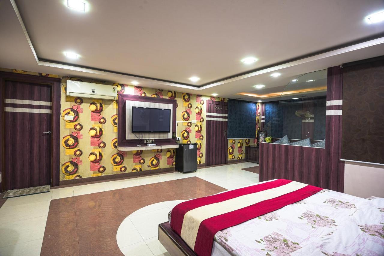 Hotel Shree Vinayak Palace Bhopal Esterno foto